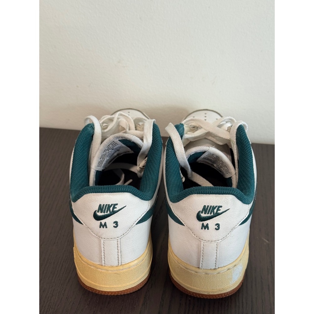 Nike Air Force 1 Low Women Size 8 White Green Gum Sole Leather Sneakers - Picture 4 of 5